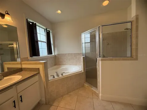 725 Country Walk Cove Eagle Lake FL 33839