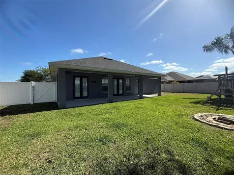 725 Country Walk Cove Eagle Lake FL 33839