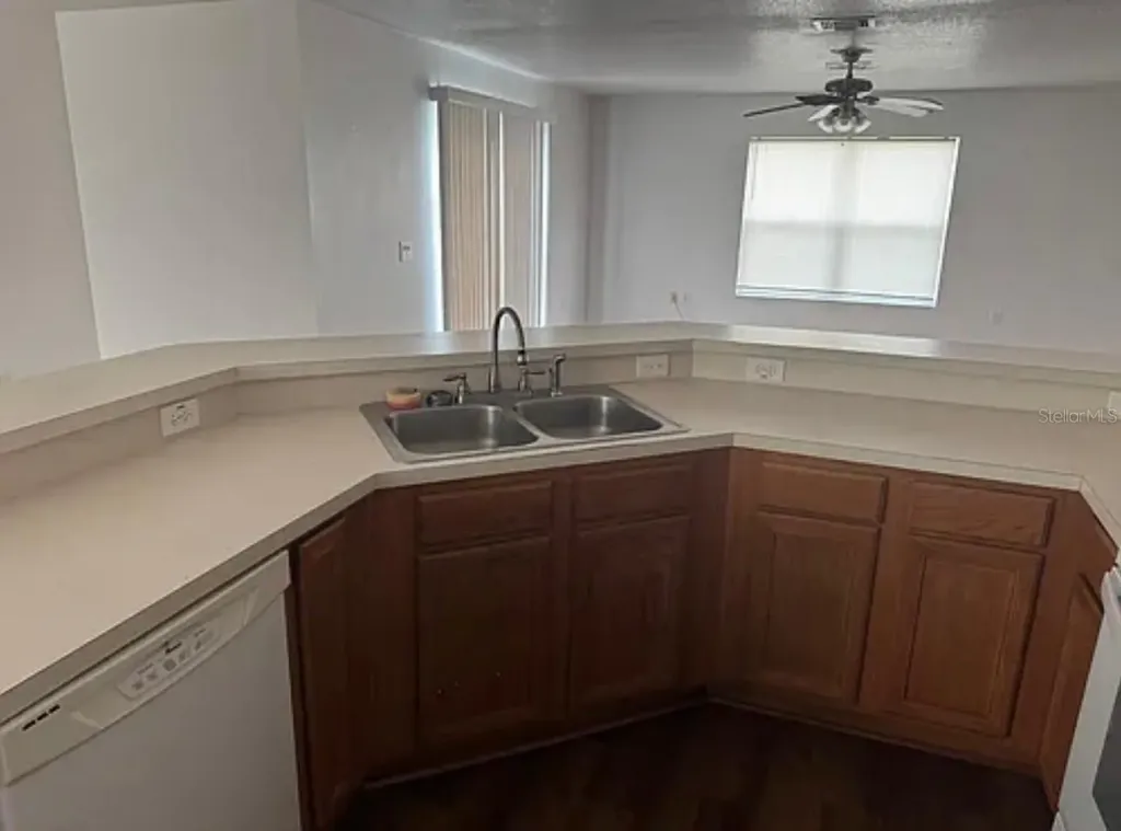1417 Sarasota Drive Kissimmee FL 34759