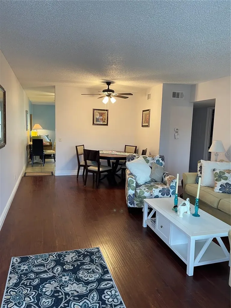 2295 Belgian Lane Clearwater FL 33763