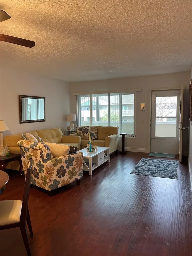 2295 Belgian Lane Clearwater FL 33763