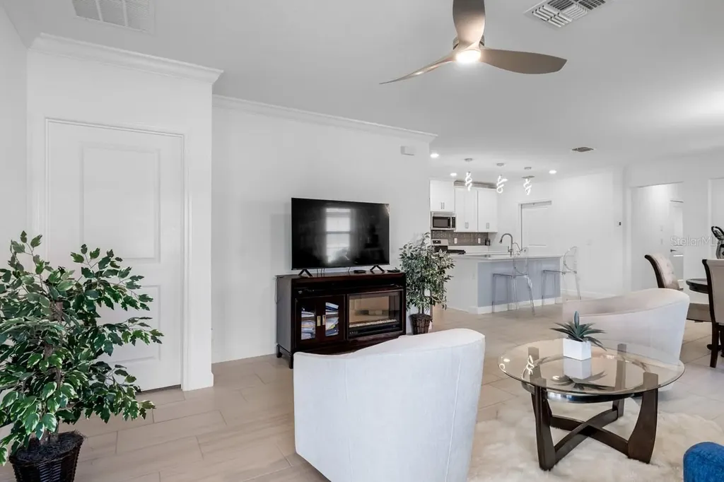 17222 Holly Well Avenue Wimauma FL 33598