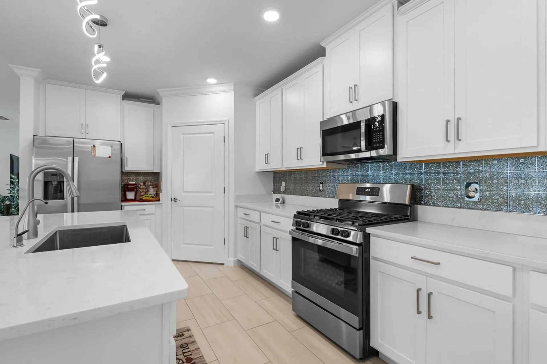 17222 Holly Well Avenue Wimauma FL 33598