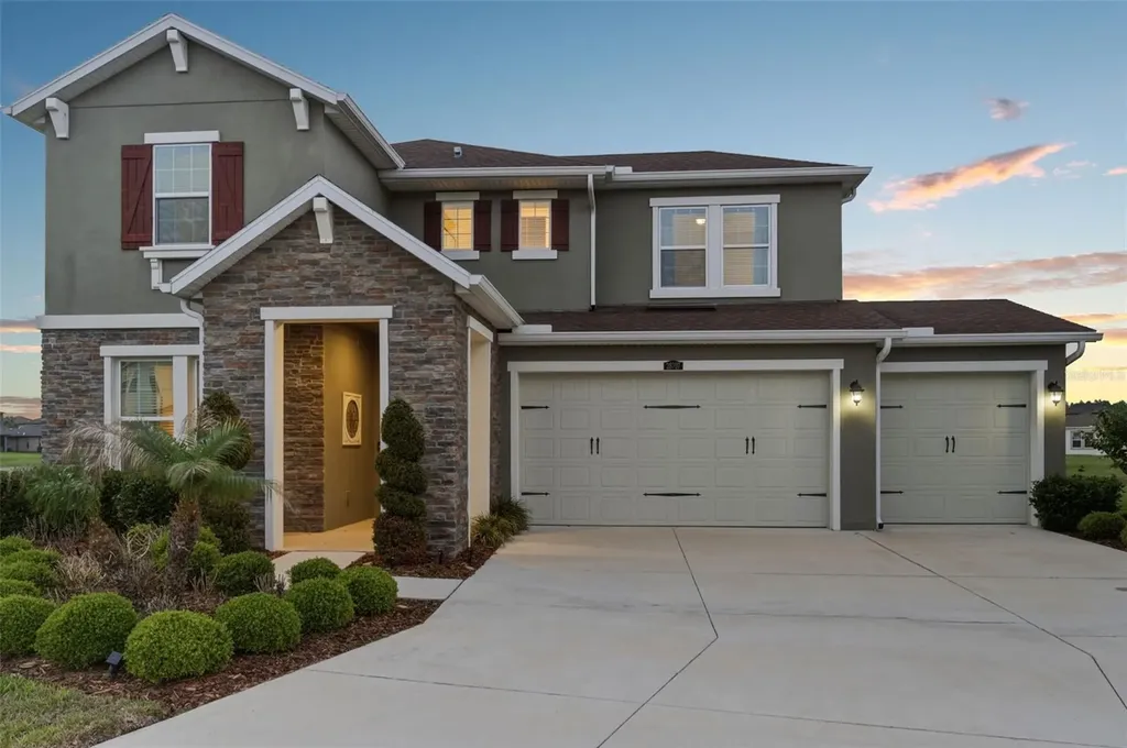 28707 Revaro Lane Wesley Chapel FL 33543