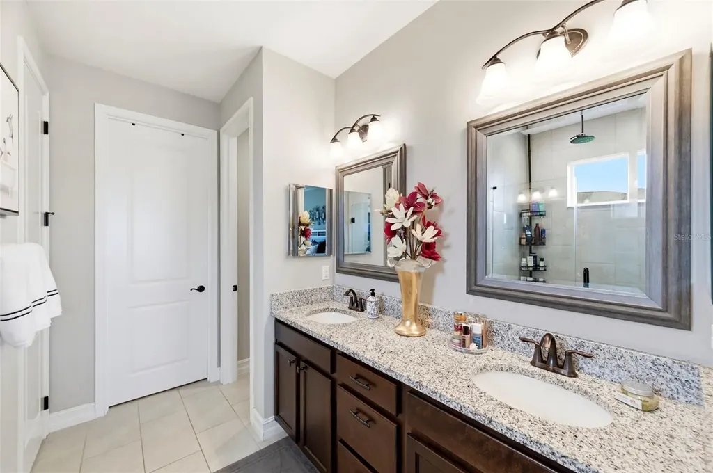 28707 Revaro Lane Wesley Chapel FL 33543
