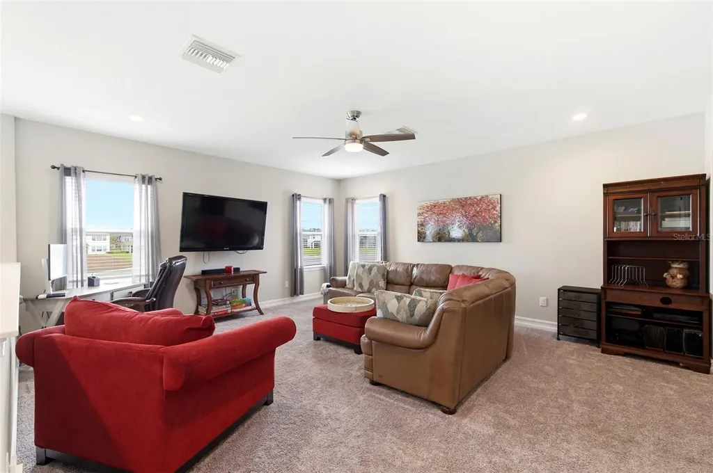 28707 Revaro Lane Wesley Chapel FL 33543