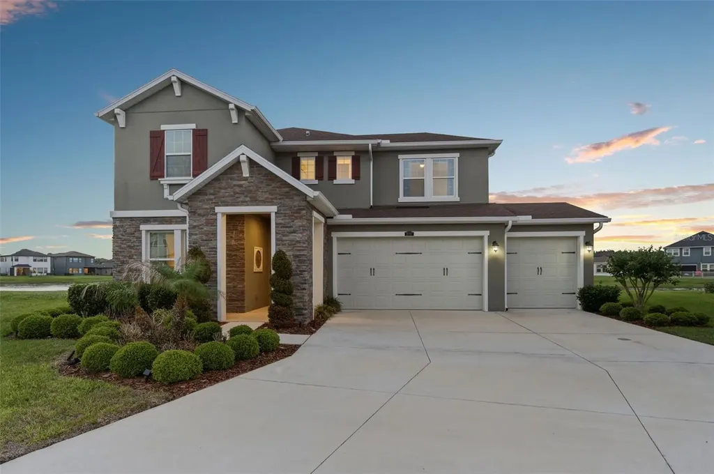 28707 Revaro Lane Wesley Chapel FL 33543
