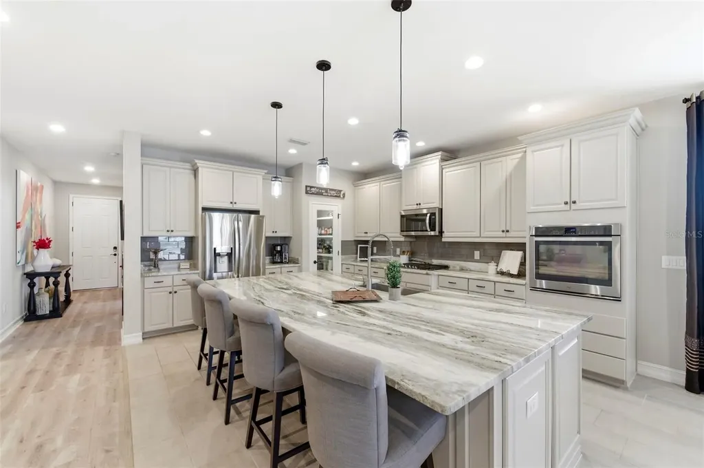 28707 Revaro Lane Wesley Chapel FL 33543