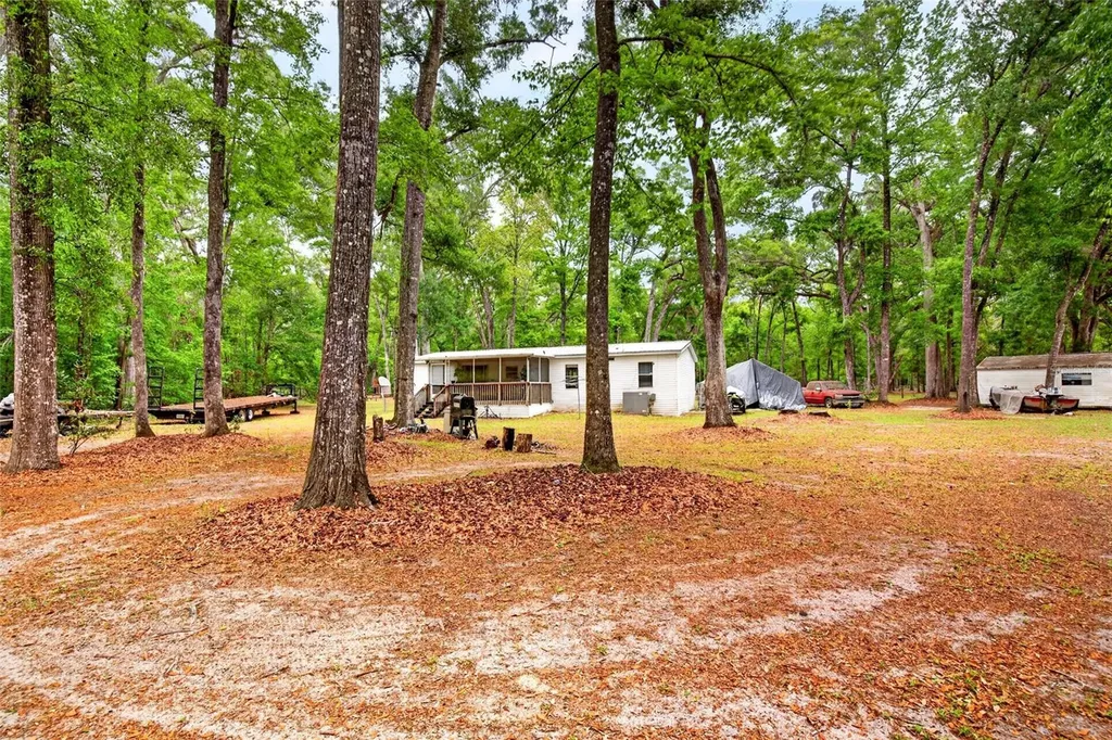 1502 NE 644th Street Old Town FL 32680