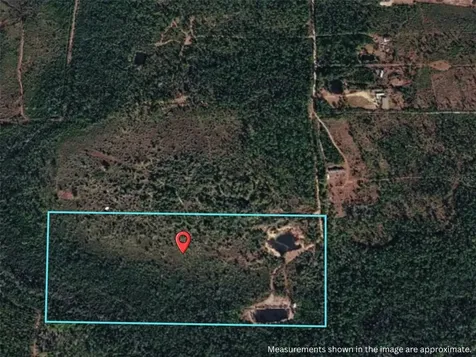 16923 Aawsaw Lane Fountain FL 32438