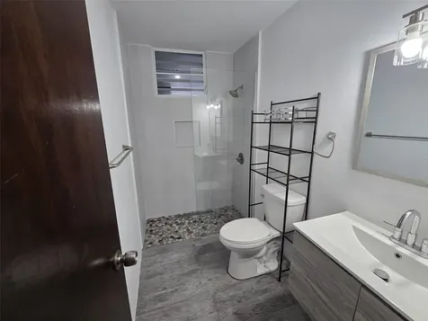 R13 Nebraska Guaynabo PR 00969