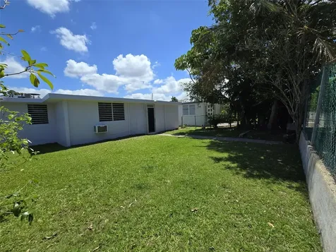 R13 Nebraska Guaynabo PR 00969