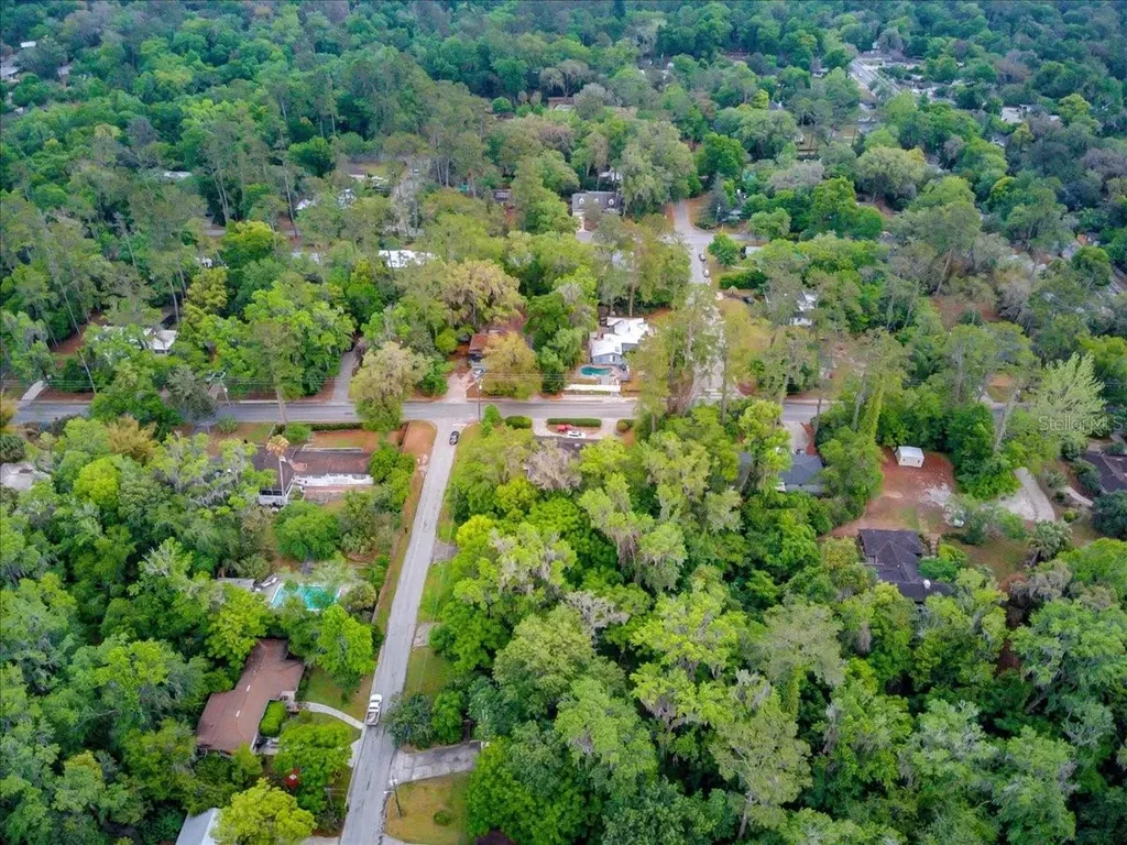 2215 NW 9th Place Gainesville FL 32605