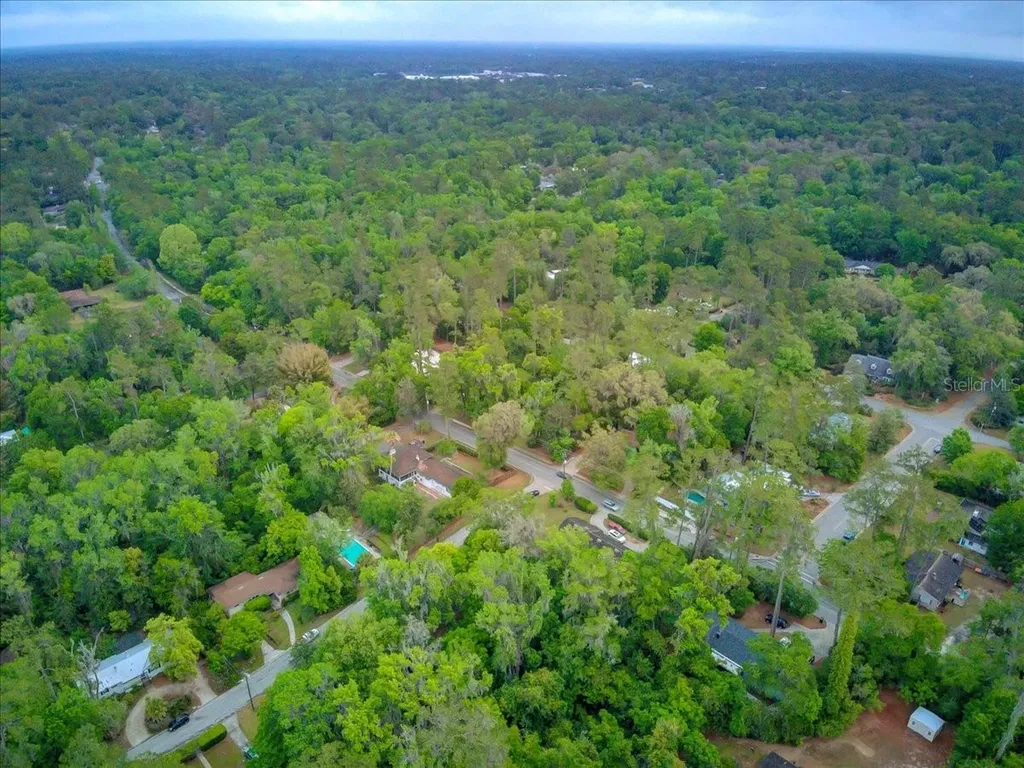 2215 NW 9th Place Gainesville FL 32605