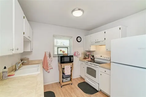 2713 11th Avenue W Bradenton FL 34205