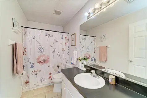 2713 11th Avenue W Bradenton FL 34205