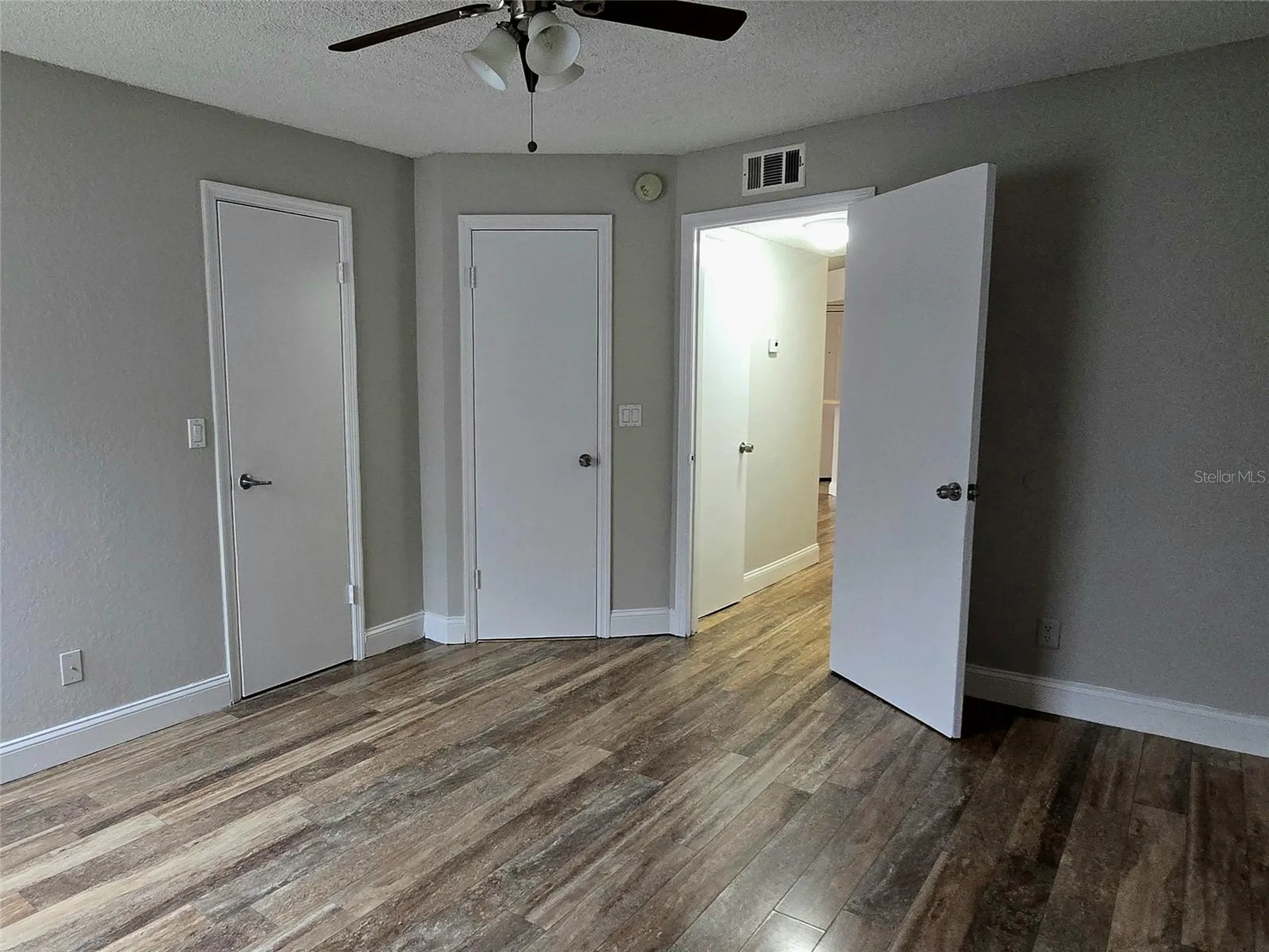 4630 Commander Drive Orlando FL 32822