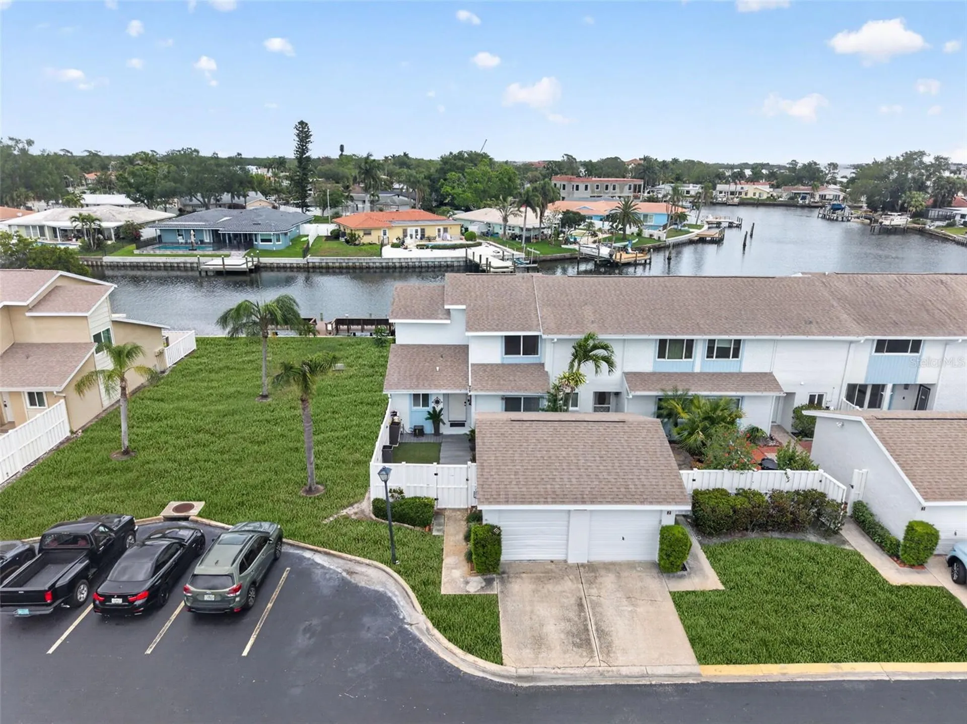 6537 Cape Hatteras Way NE St Petersburg FL 33702