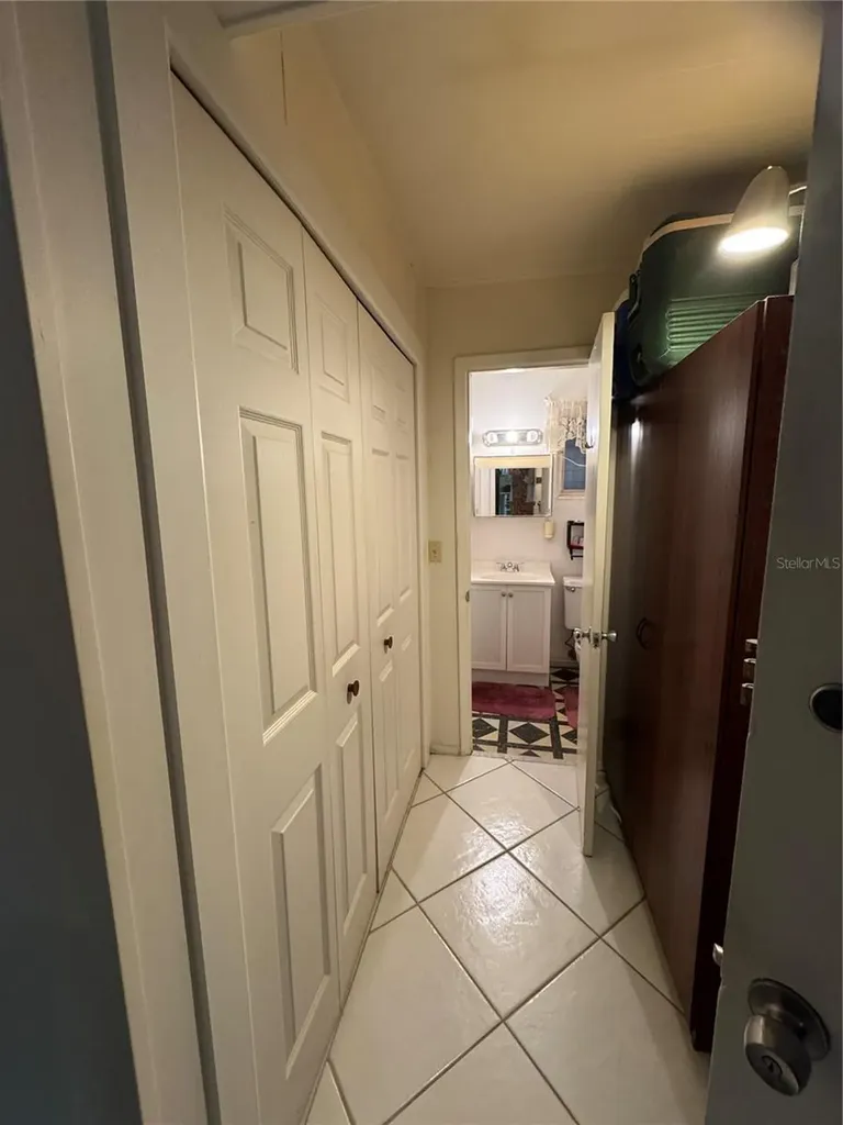 542 Roanoke Street Dunedin FL 34698