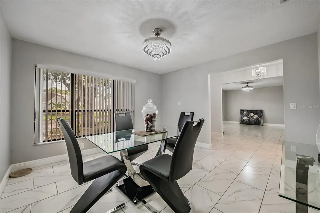 9407 Pebble Glen Avenue Tampa FL 33647