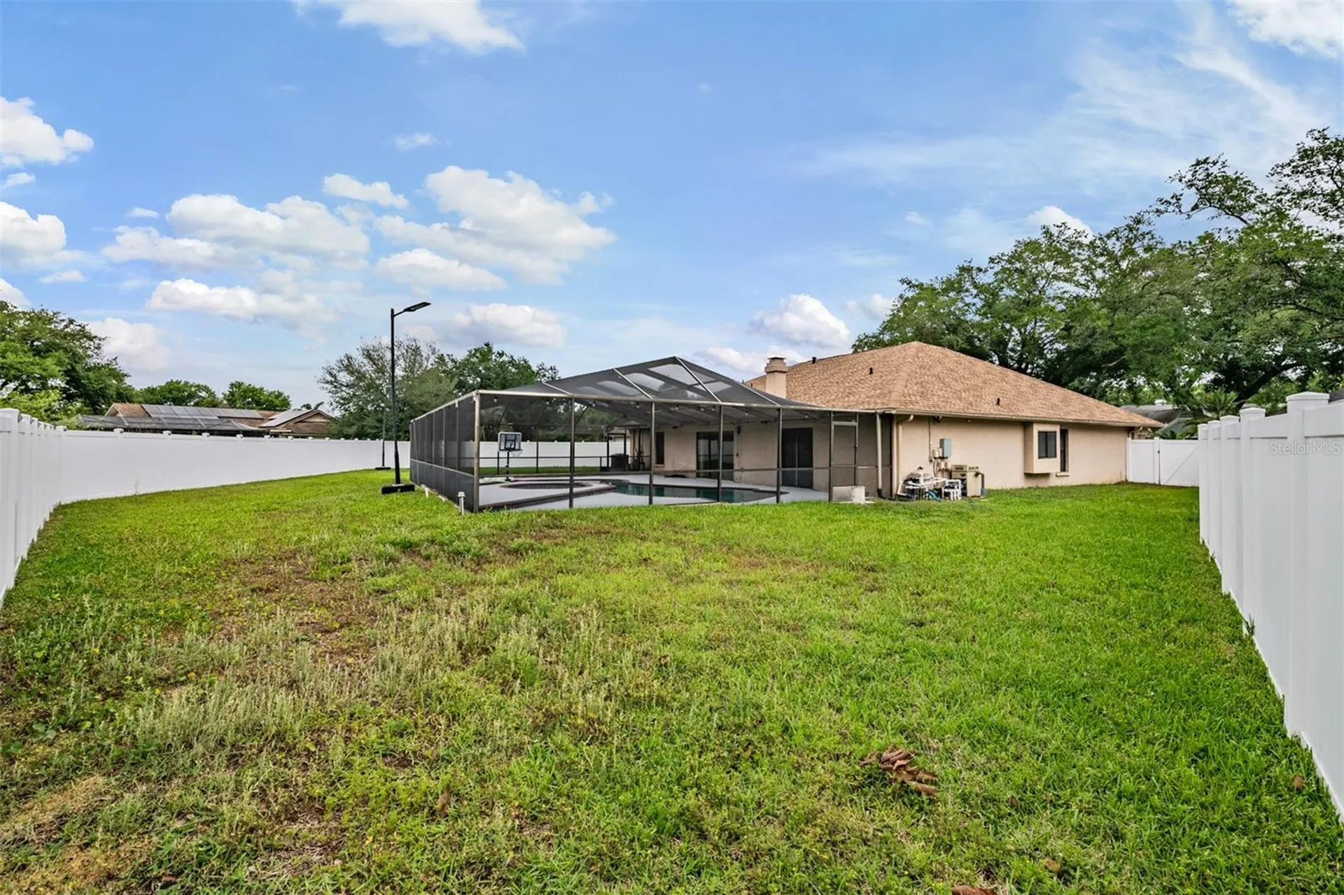 9407 Pebble Glen Avenue Tampa FL 33647
