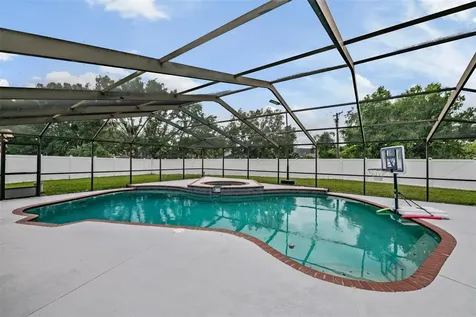 9407 Pebble Glen Avenue Tampa FL 33647