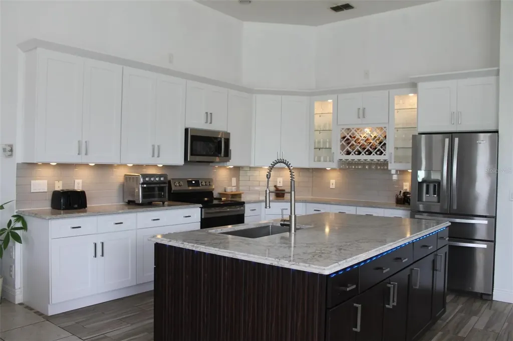 4529 Caesar Avenue Orlando FL 32833