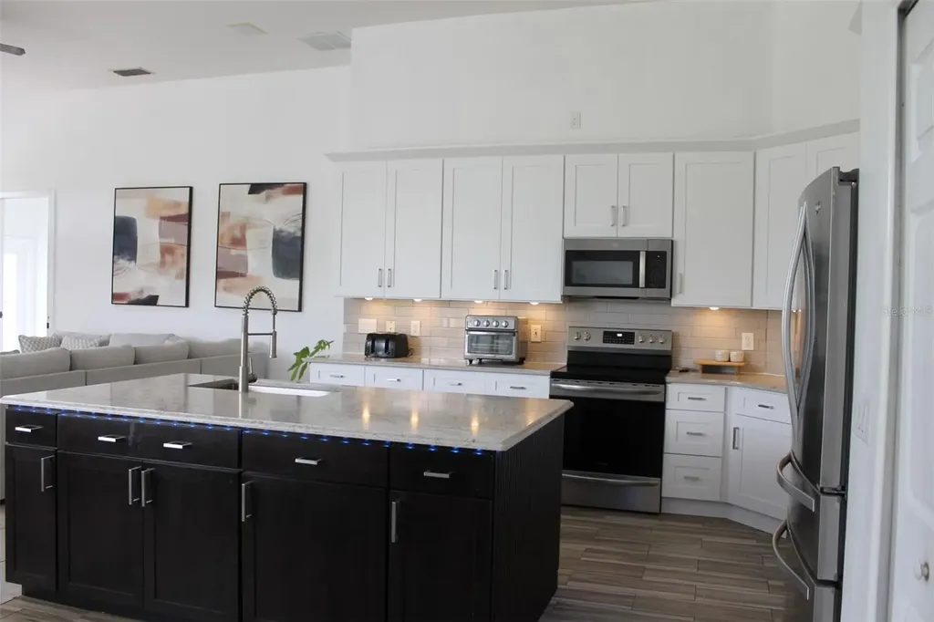 4529 Caesar Avenue Orlando FL 32833