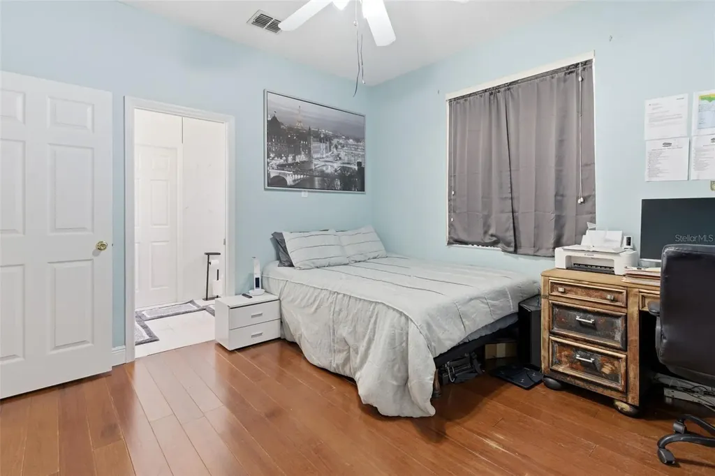 4529 Caesar Avenue Orlando FL 32833