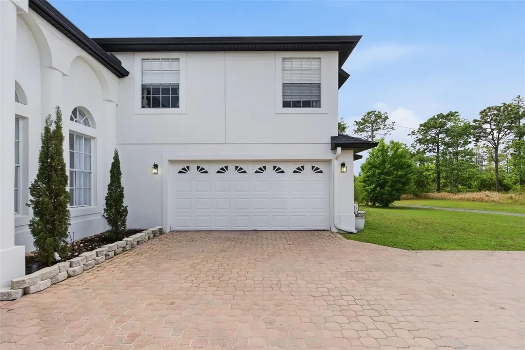 4529 Caesar Avenue Orlando FL 32833