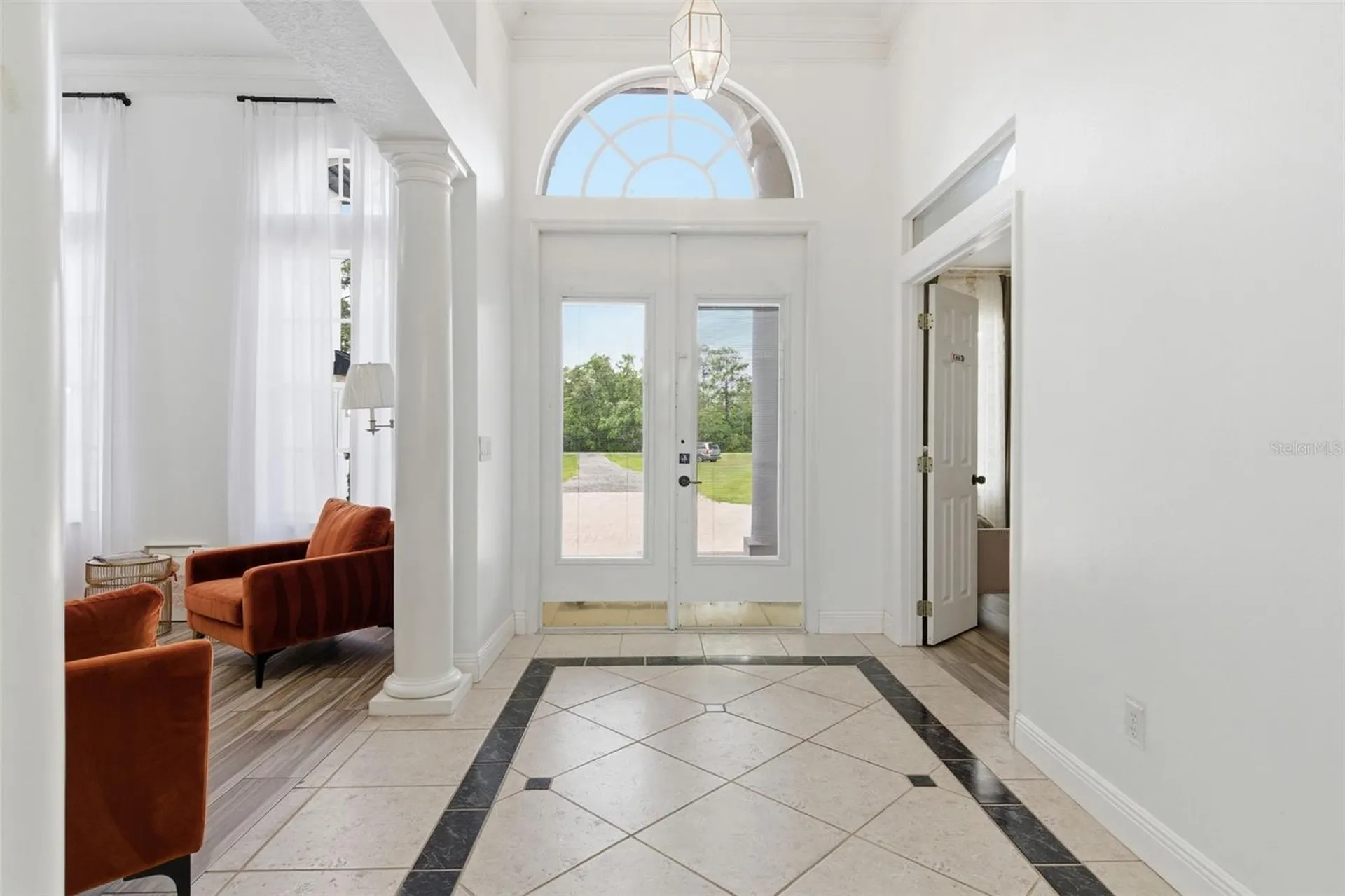 4529 Caesar Avenue Orlando FL 32833
