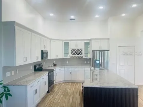 4529 Caesar Avenue Orlando FL 32833