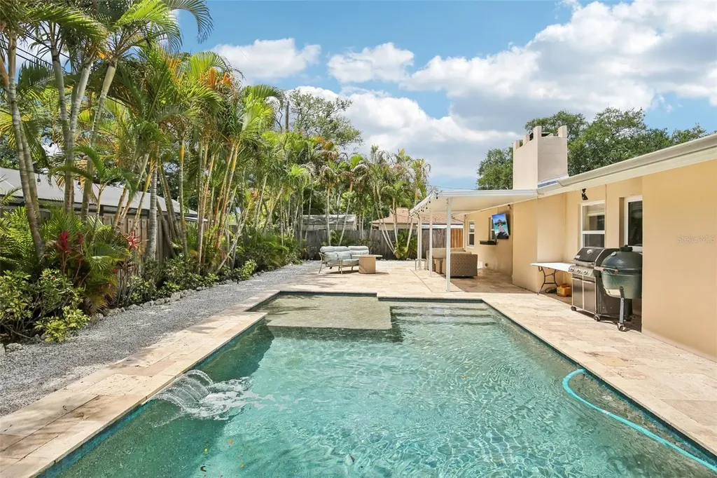 2131 Viola Drive Clearwater FL 33764