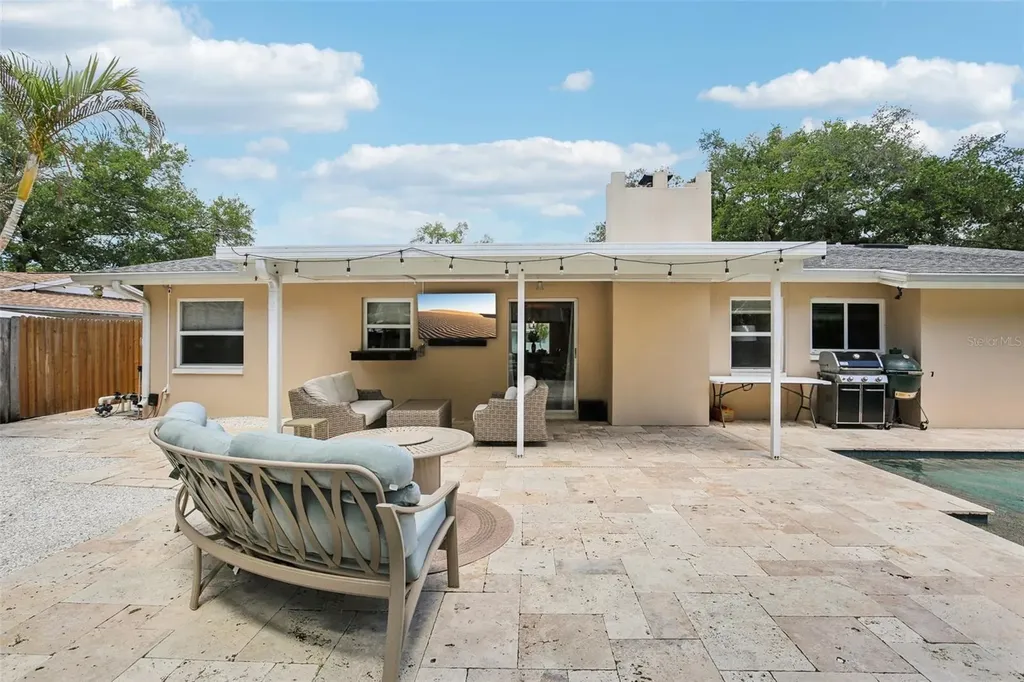 2131 Viola Drive Clearwater FL 33764