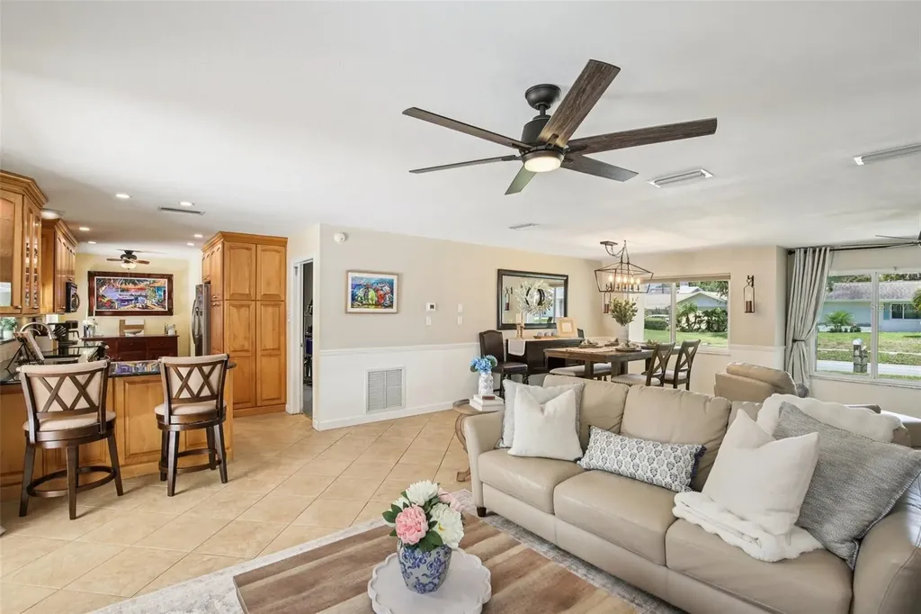 2131 Viola Drive Clearwater FL 33764