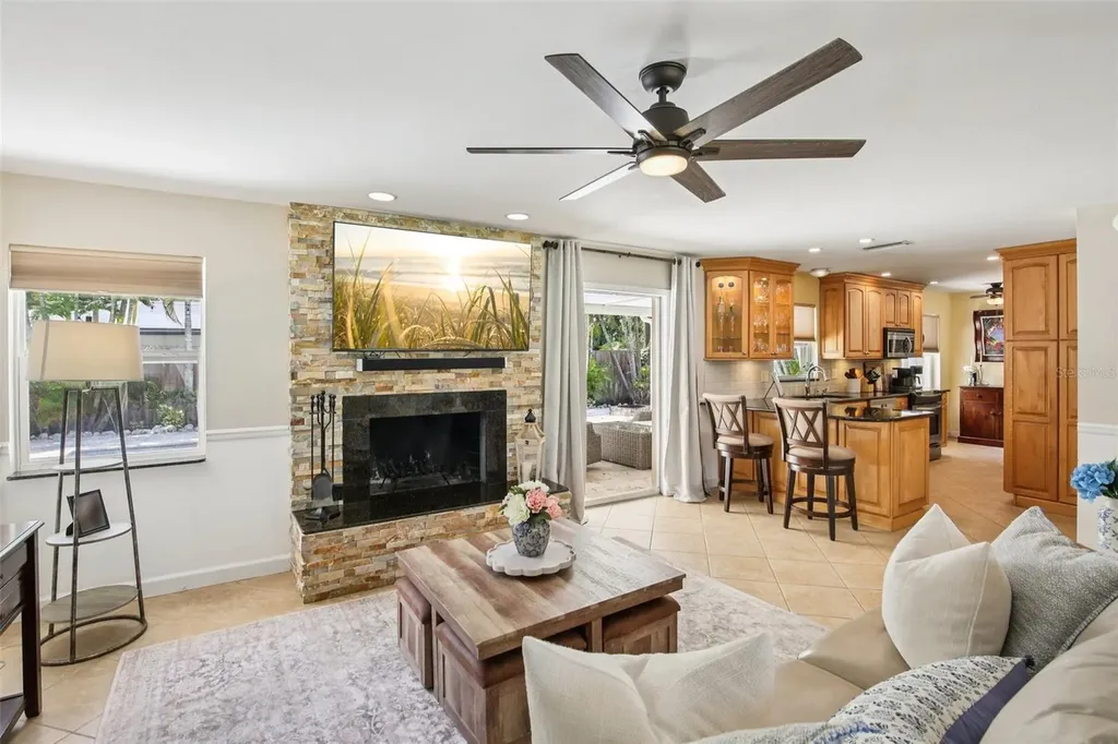2131 Viola Drive Clearwater FL 33764