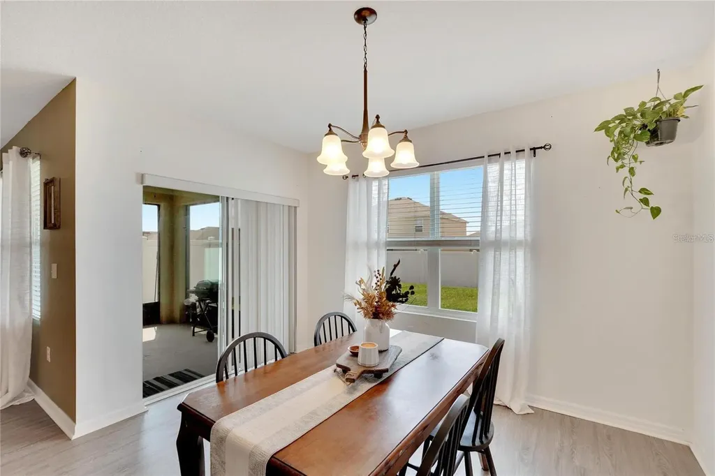 10324 Geese Trail Circle Sun City Center FL 33573
