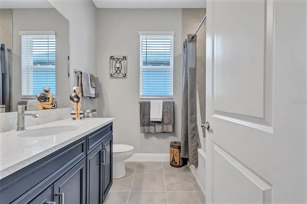 17241 Savory Mist Circle Bradenton FL 34211
