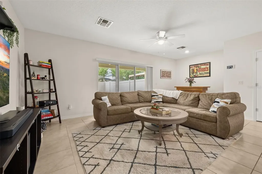 9014 Wildflower Lane Kissimmee FL 34747