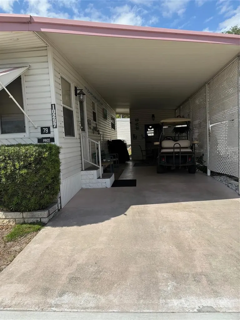 10297 N Lake Drive Largo FL 33773
