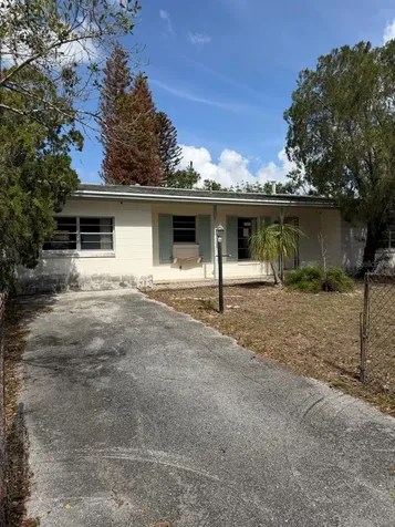 120 N Fairfax Avenue Winter Springs FL 32708