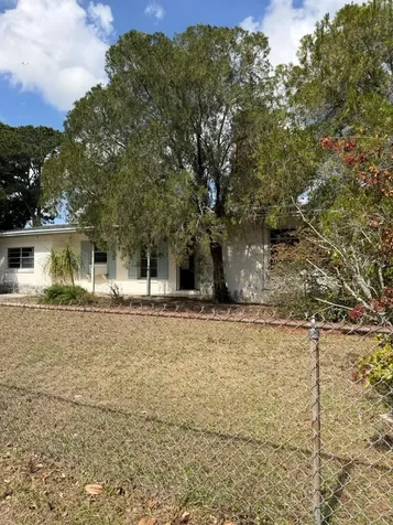 120 N Fairfax Avenue Winter Springs FL 32708
