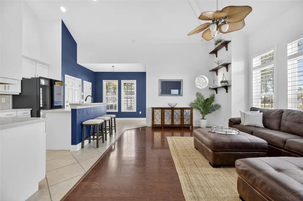 5536 Luminar Pointe Lane Apollo Beach FL 33572