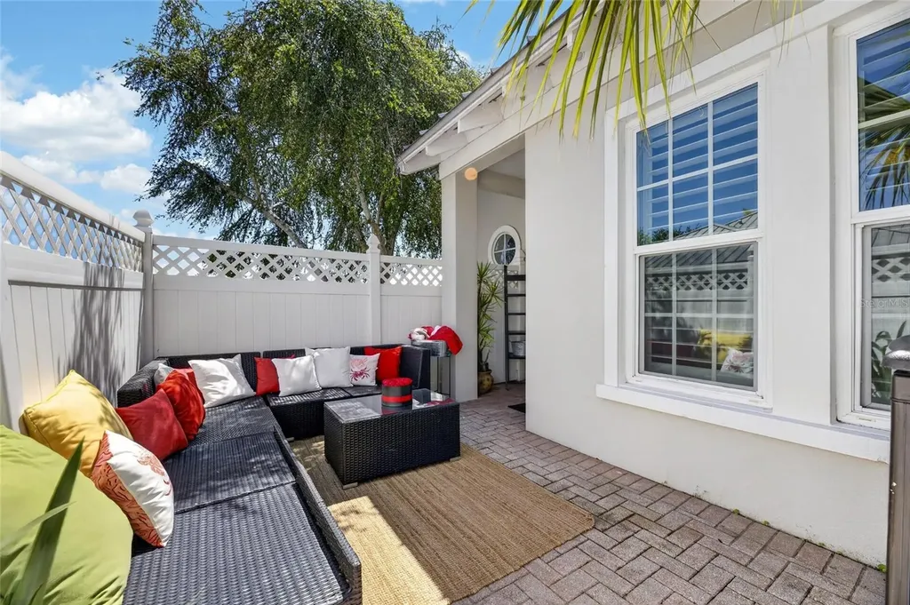 5536 Luminar Pointe Lane Apollo Beach FL 33572