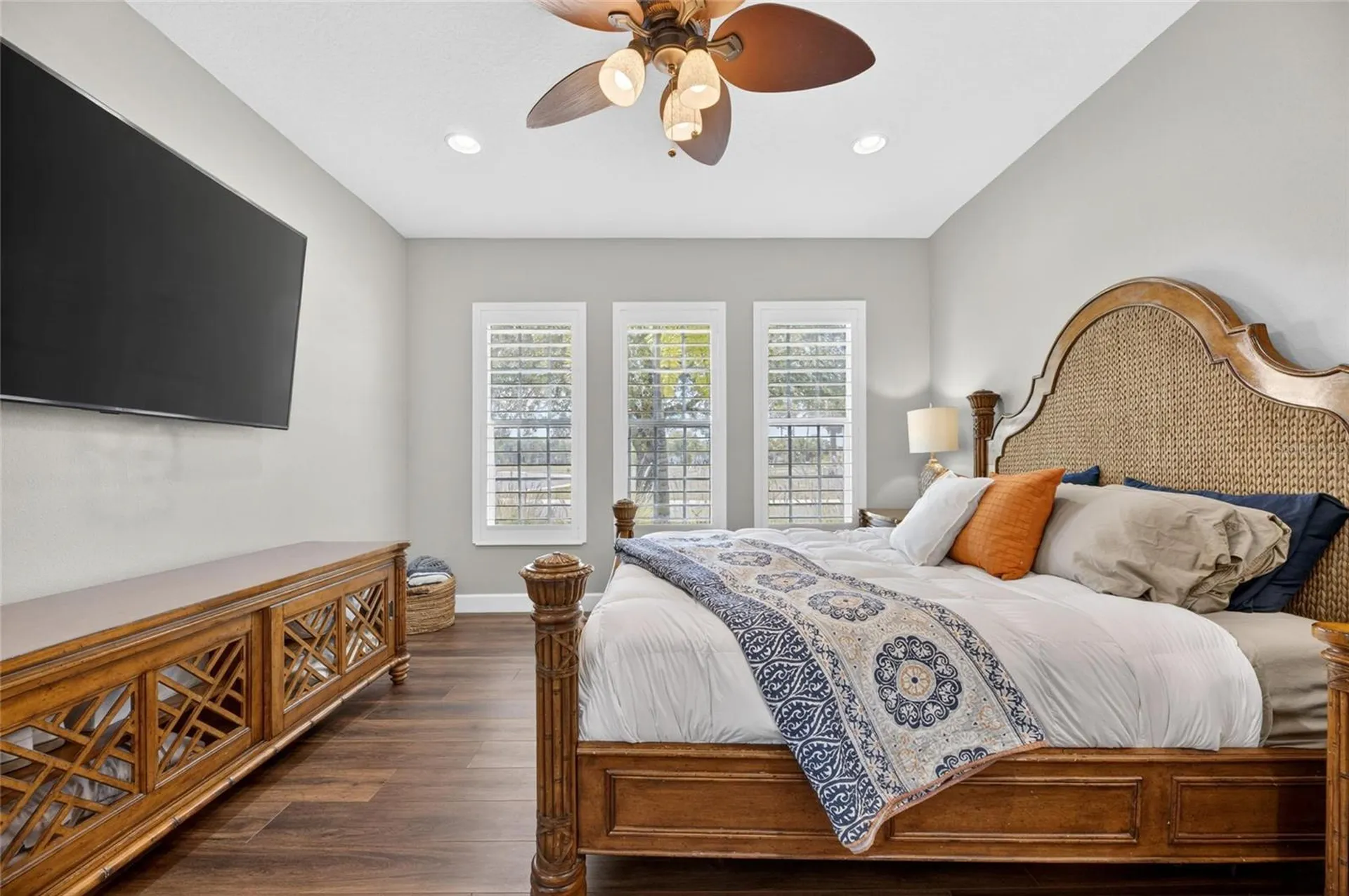 5536 Luminar Pointe Lane Apollo Beach FL 33572