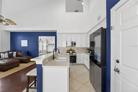 5536 Luminar Pointe Lane Apollo Beach FL 33572