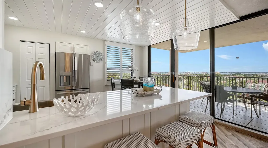 6294 Bahia Del Mar Circle St Petersburg FL 33715