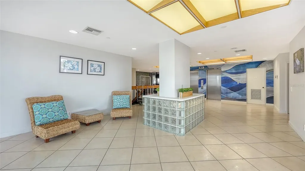 6294 Bahia Del Mar Circle St Petersburg FL 33715