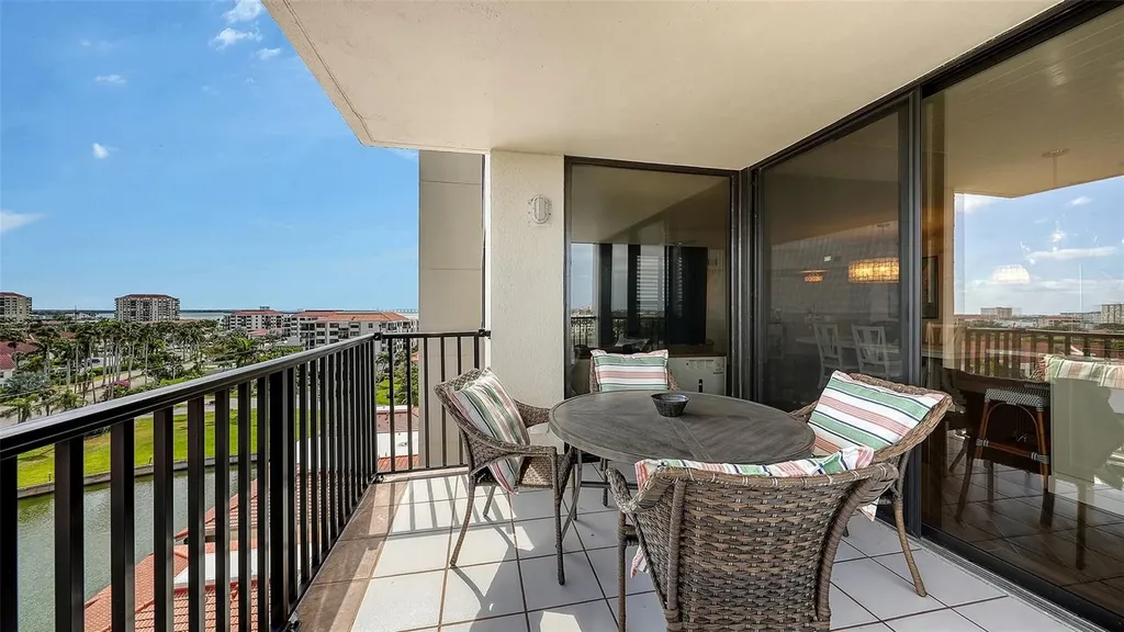 6294 Bahia Del Mar Circle St Petersburg FL 33715
