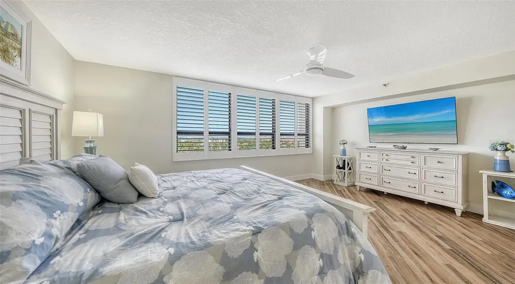 6294 Bahia Del Mar Circle St Petersburg FL 33715